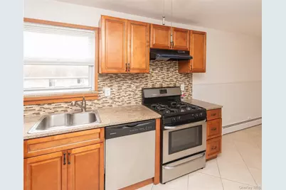 926 Vincent Avenue, Bronx, NY 10465 - Photo 19