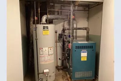 2027 Bleecker Street, Ridgewood, NY 11385 - Photo 15