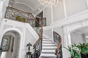 264-11 60th Ave, Little Neck, NY 11362 - Photo 3