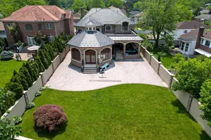 264-11 60th Ave, Little Neck, NY 11362 - Photo 49