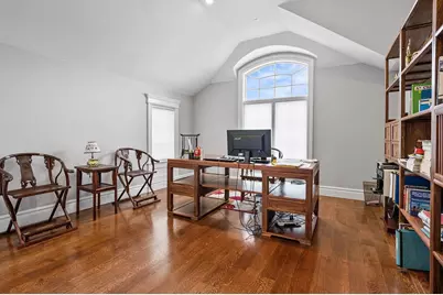 264-11 60th Avenue, Little Neck, NY 11362 - Photo 19