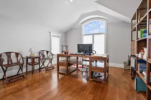 264-11 60th Ave, Little Neck, NY 11362 - Photo 19