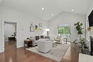 54 Dennis Ln, Pleasantville, NY 10570 - Photo 13