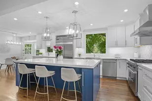 43 Amherst Dr, New Rochelle, NY 10804 - Photo 13