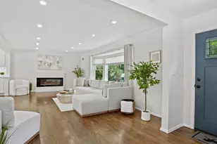 43 Amherst Dr, New Rochelle, NY 10804 - Photo 19