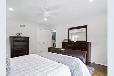 43 Amherst Drive, New Rochelle, NY 10804 - Photo 23