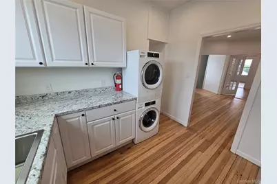 69 N Ocean Avenue, Patchogue, NY 11772 - Photo 11