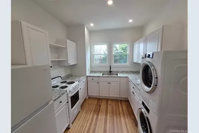 69 N Ocean Avenue, Patchogue, NY 11772 - Photo 9