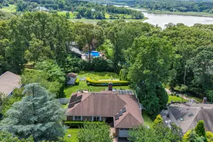 17 Melody, Bayville, NY 11709 - Photo 23