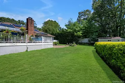 17 Melody, Bayville, NY 11709 - Photo 19