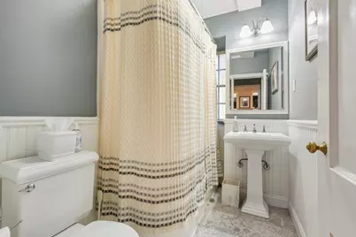 160 Middle Neck Road #2 C, Great Neck, NY 11021 - Photo 17