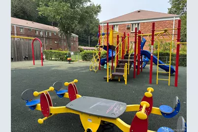 41 Lawrence Drive #B, White Plains, NY 10603 - Photo 15