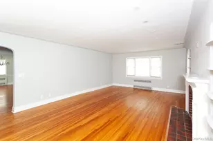 355 E Beech St, Long Beach, NY 11561 - Photo 5