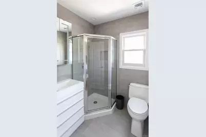 355 E Beech Street, Long Beach, NY 11561 - Photo 17