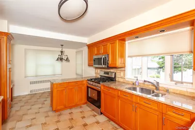 355 E Beech Street, Long Beach, NY 11561 - Photo 11