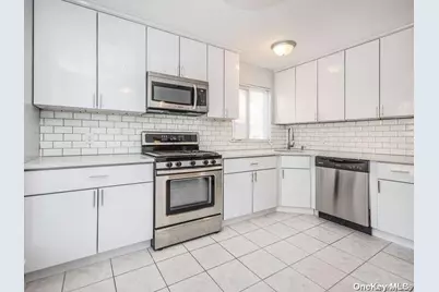 62A Linwood N, Port Washington, NY 11050 - Photo 7