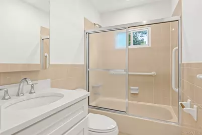 4991 Express Drive N, Ronkonkoma, NY 11779 - Photo 15