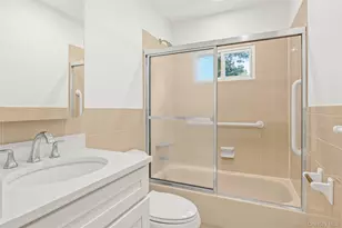 4991 Express Dr N, Ronkonkoma, NY 11779 - Photo 15