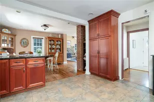 191 W Crooked Hill Rd, Pearl River, NY 10965 - Photo 9