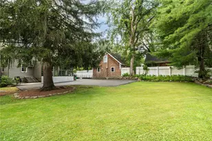 191 W Crooked Hill Rd, Pearl River, NY 10965 - Photo 25