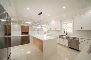 770 Cedar St, Syosset, NY 11791 - Photo 15