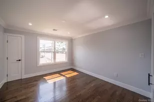 770 Cedar St, Syosset, NY 11791 - Photo 29