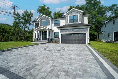 770 Cedar Street, Syosset, NY 11791 - Photo 3