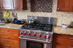 10-11 Bay 24th St, Far Rockaway, NY 11691 - Photo 5