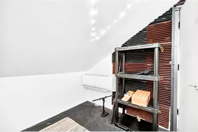 81 Lincoln Avenue, Yonkers, NY 10704 - Photo 23