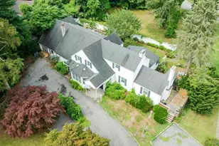 221 Huntington Bay Rd, Huntington, NY 11743 - Photo 11