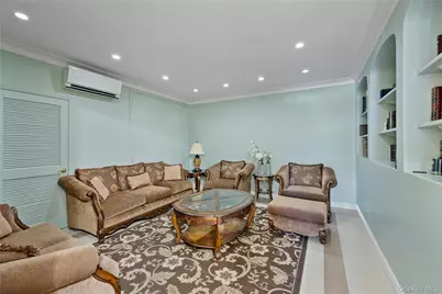 8 Harvest Court, Monsey, NY 10952 - Photo 19