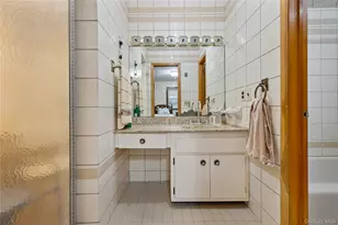 8 Harvest Ct, Monsey, NY 10952 - Photo 33