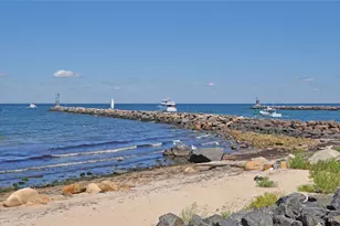 22 Soundview Dr, Montauk, NY 11954 - Photo 25