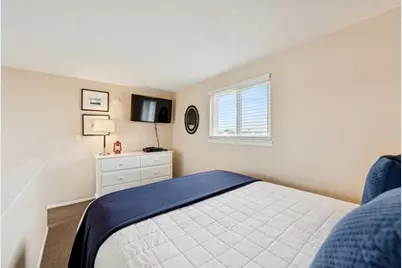 22 Soundview Drive #207, Montauk, NY 11954 - Photo 13