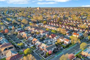 50-43 192nd St, Fresh Meadows, NY 11365 - Photo 33