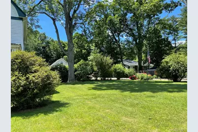 17 Demarest Avenue, West Nyack, NY 10994 - Photo 15