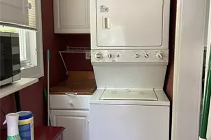 17 Demarest Ave, West Nyack, NY 10994 - Photo 9
