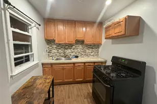 255-19 148th Ave, Rosedale, NY 11422 - Photo 3