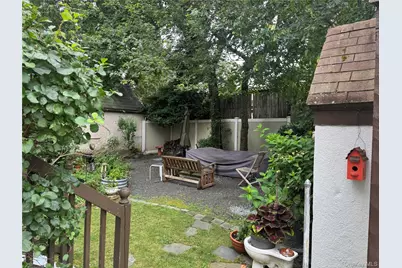 112-26 176th Street, Addisleigh Park, NY 11433 - Photo 5