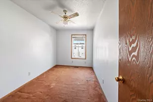 2037 Cicero Ave, Bronx, NY 10473 - Photo 17