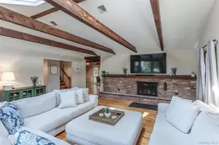 10 Woodfield Ave, Northport, NY 11768 - Photo 13