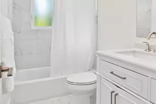 25 Peters Ln, Westhampton Beach, NY 11978 - Photo 9