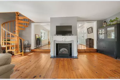 407 Fort Van Tyle Road, Port Jervis, NY 12771 - Photo 15