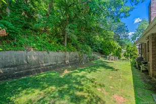 218-27 Sawyer Ave, Queens Village, NY 11427 - Photo 19