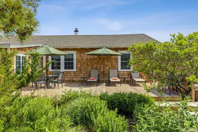 196 Dune Road, Quogue, NY 11959 - Photo 21