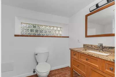 825 E 230th Street, Bronx, NY 10466 - Photo 3