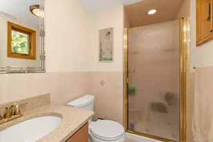 7 Swartout Pl, Amityville, NY 11701 - Photo 9