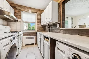 251-16 58th Ave, Little Neck, NY 11362 - Photo 9