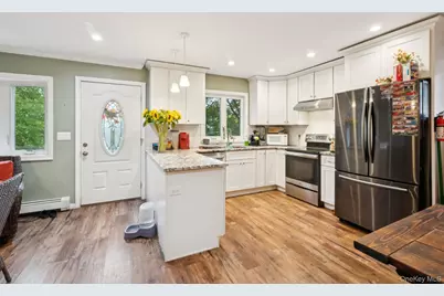 39 Willow Road, Rocky Point, NY 11778 - Photo 11