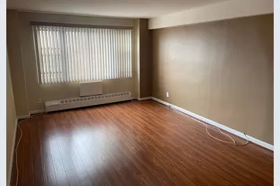 16010 89th Avenue #15H, Jamaica, NY 11432 - Photo 5